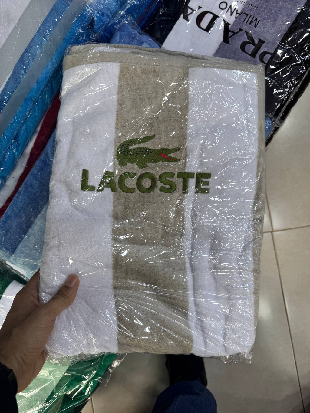 Serviette de Plage Premium – Broderie Haute Qualité (170x95cm)